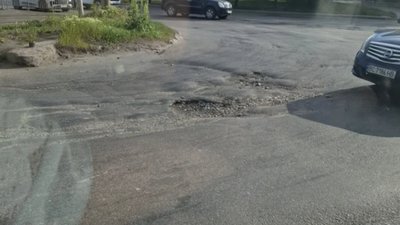 У Львові водіїв змушують порушувати через урбаністів Садового