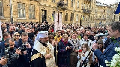 У Львові відкрили памʼятну таблицю Любомиру Гузару (ФОТОРЕПОРТАЖ)