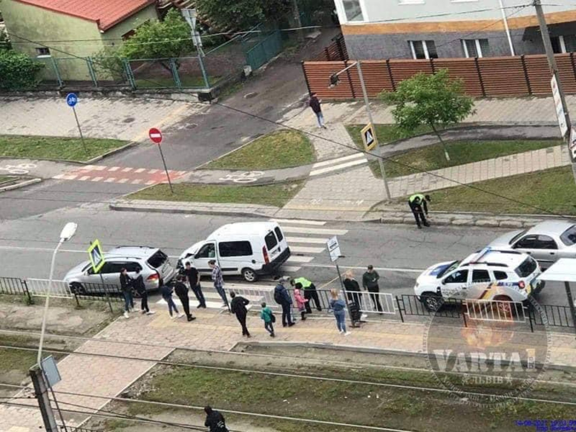 У Львові на вулиці Княгині Ольги сталась аварія, фото Варта-1