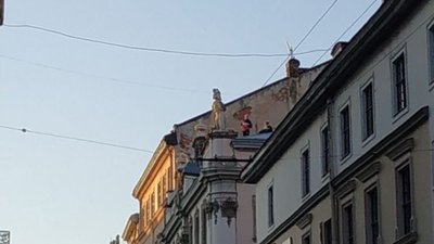 У Львові на даху палацу Любомирських влаштували пікнік і фотосесію (ФОТО)