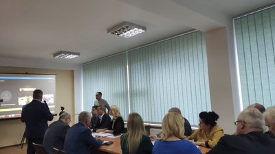 На Львівщині обговорили перспективи та ризики земельної реформи