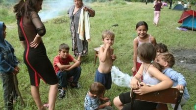 На Городоччині кочові роми відмовляються від поселення у житлові приміщення