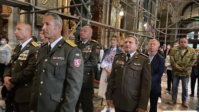 У Гарнізонному храмі молилися за Україну