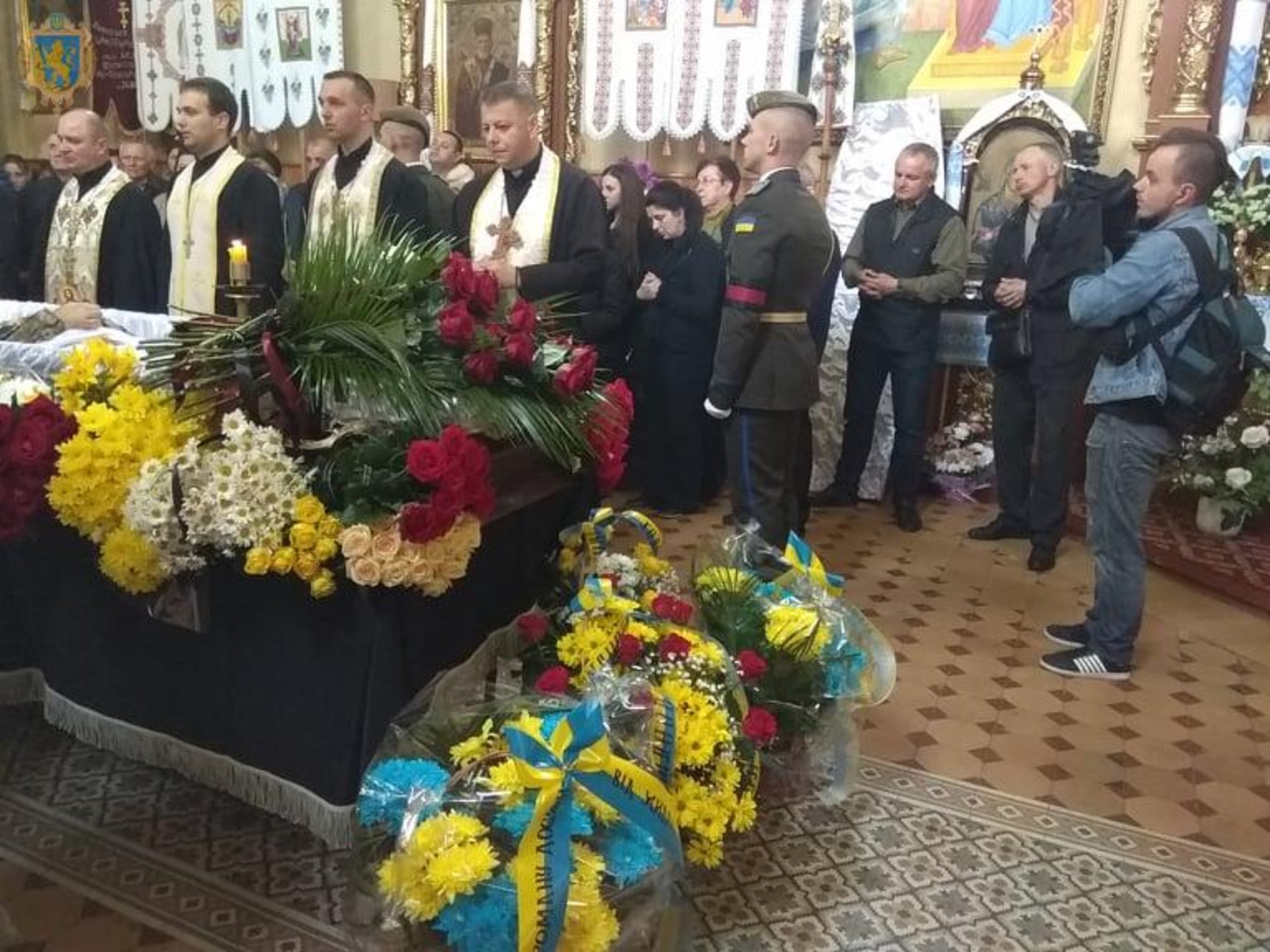 Львівщина прощається із Героєм Романом Досяком. Фото пре-служба ЛОДА
