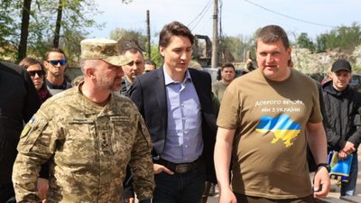 Прем’єр-міністр Канади Трюдо раптово приїхав у Ірпінь (ФОТО)