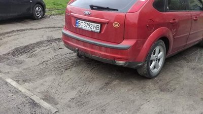 У Львові відсутні паркувальні місця для автомобілів (ФОТО)