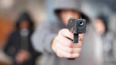 У Львові поліція затримала чоловіка, який стріляв у перехожих
