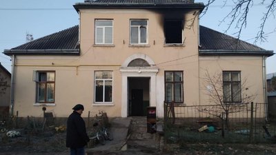 Трагедія у Бродах:  жінка заживо згоріла у багатоквартирному будинку: семеро дітей залишилися без даху над головою (ДОПОВНЕНО)