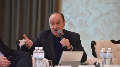 Нардеп з Львівщини Цимбалюк згадав, що не може критикувати владу