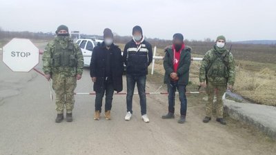 На кордоні з Польщею затримали мігрантів з Індії (ВІДЕО)