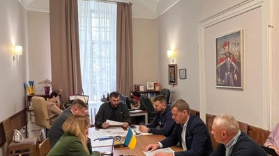 Перехоплюючі парковки у Львові. Де їх розмістять