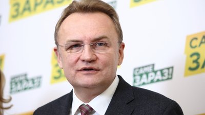 Львів сьогодні перезапускає всі свої підприємства, – Садовий