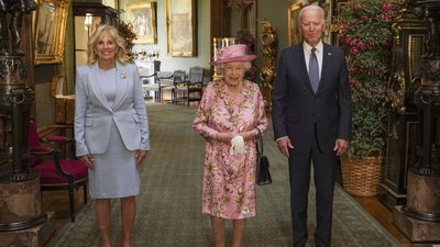 Єлизавета II прийняла Байдена у Лондоні (ФОТО)