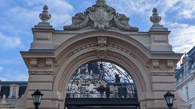 У центрі Львова вкрали 100 тисяч доларів