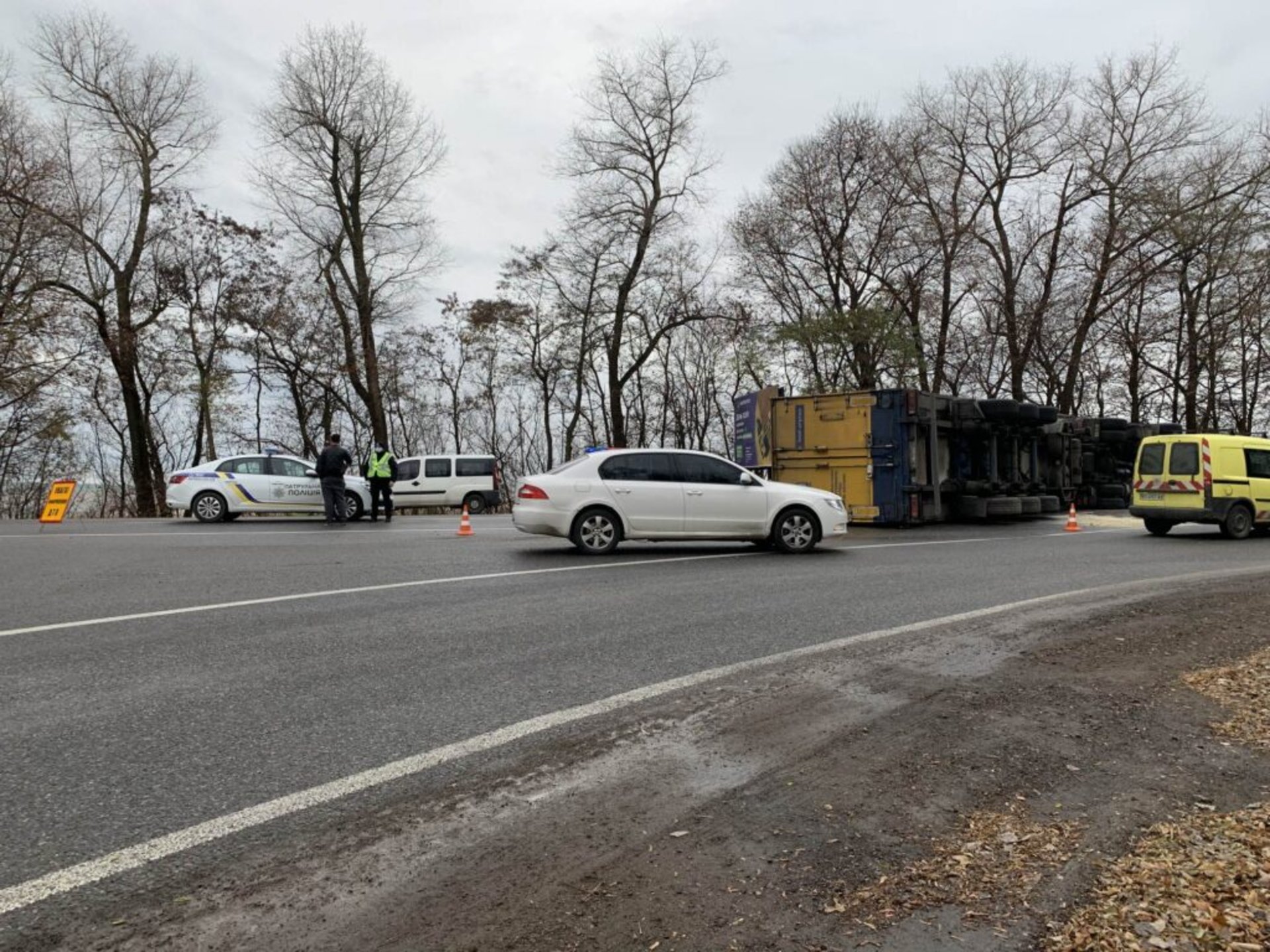 На трасі "Тернопіль - Львів" не розминулись автомобілі
