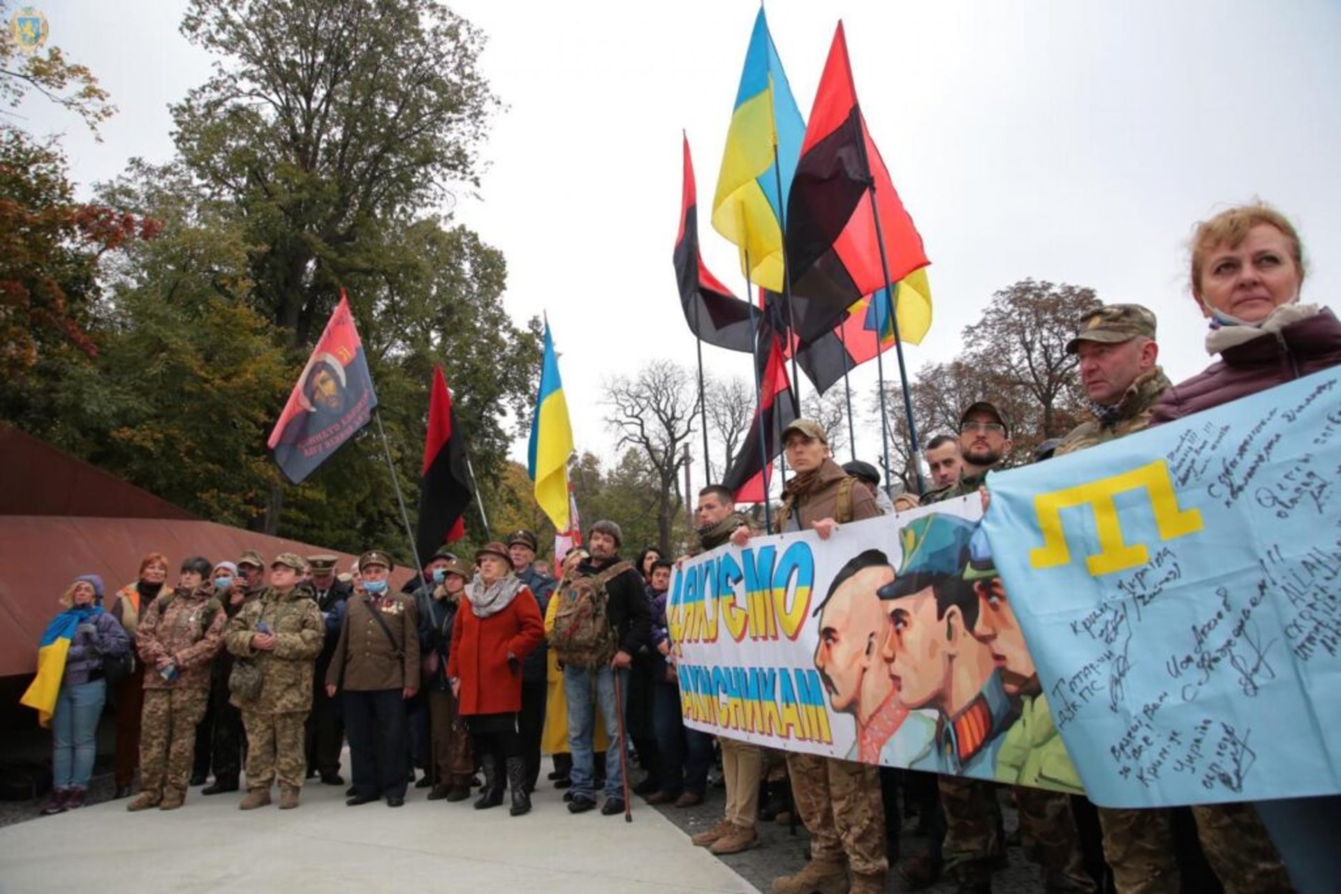У Львові вшанували пам’ять Героїв України на Меморіалі Небесної Сотні