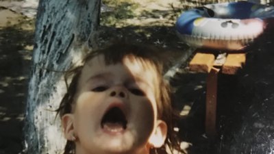 SOWA до Дня захисту дітей показала архівні фото з дитинства