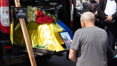 Дрогобич прощається із двома захисниками