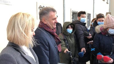 Олег Синютка із дружиною проголосував у Львові (ФОТО)