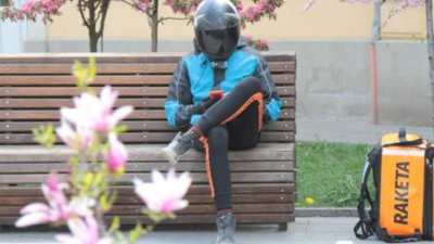 Як карантин перетворив Львів на місто доставки їжі (ФОТОРЕПОРТАЖ)