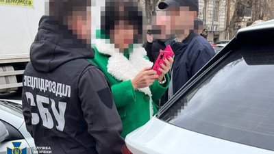 СБУ спільно з НАБУ викрила в Одесі суддю-хабарницю