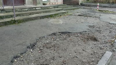 У Львові зникають тротуари (ФОТО)