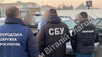 В Ужгородській міськраді проходять обшуки