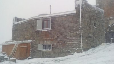 У  Карпатах мороз і сніжить (ВІДЕО)