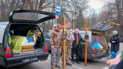 На Львівщині в останню путь провели двох Героїв України (ФОТО)
