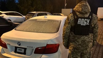 З Польщі в Україну не дозволили завезти BMW 528