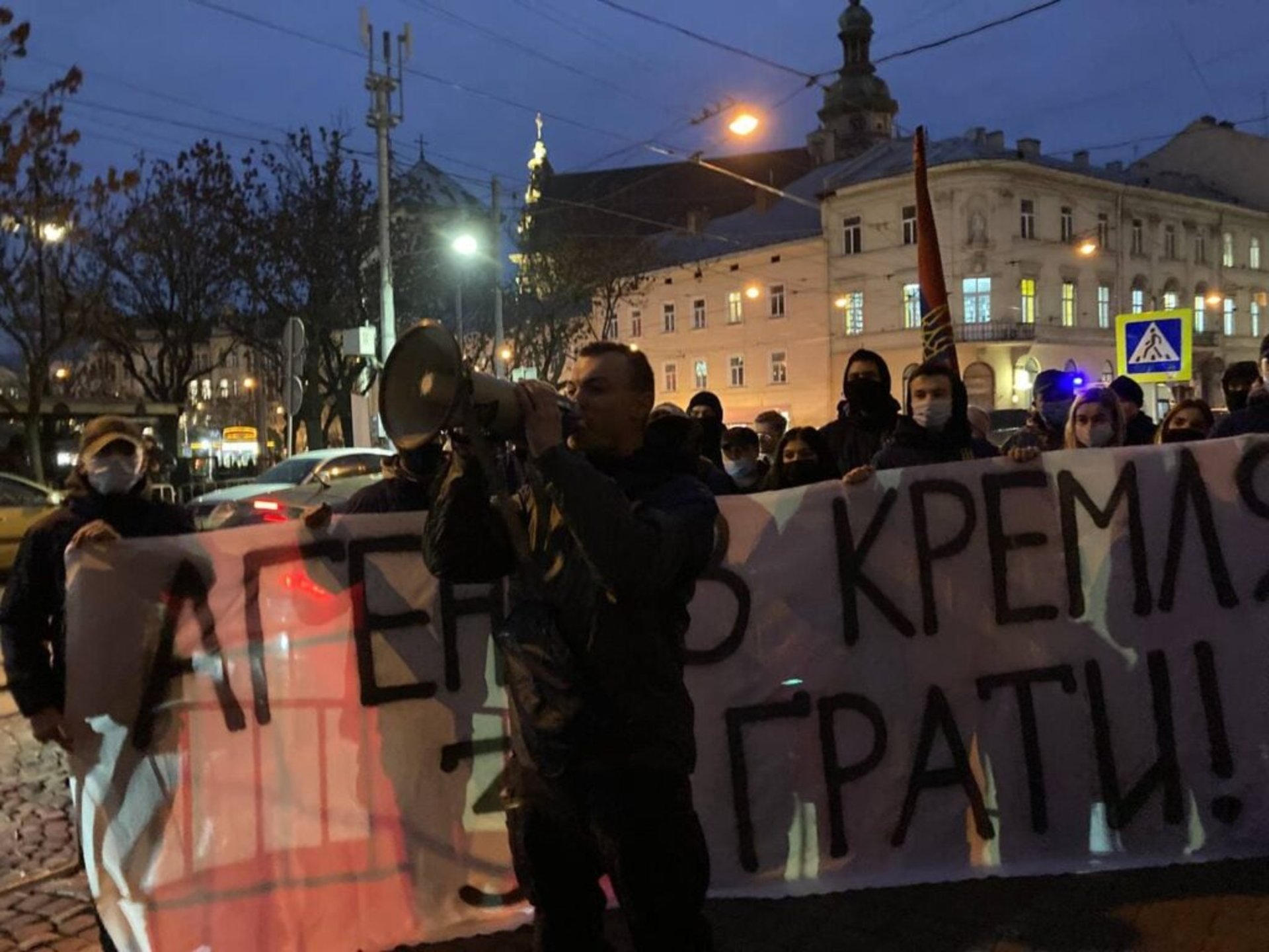 У Львові під апеляційним судом вимагали не змінювати міру запобіжного заходу для Остапа Стахіва