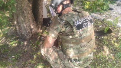 На Львівщині не здетонували понад десяток касетних боєприпасів