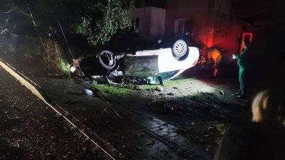 На Львівщині перекинувся автомобіль