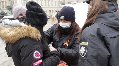 Львів приєднався до акції "16 днів проти насильства" (ФОТОРЕПОРТАЖ)
