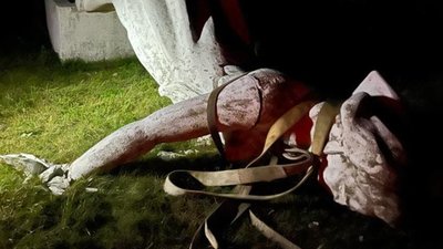 На Львівщині знесли ще один радянський пам’ятник