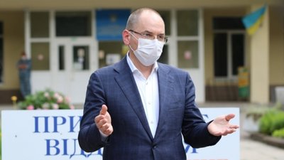 Степанов каже, що ходить до церкви і бачить, що там не дотримуються карантину