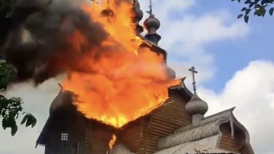 ​​Російська артилерія сьогодні знову вдарила по Святогірській лаврі на Донеччині