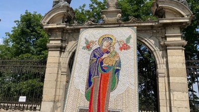 Львів’ян запрошують помолитися біля унікальної ікони Матері Божої Неустанної Помочі. Розклад
