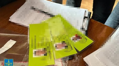 Справа Міхняка: На Львівщині голова громадської організації підозрюється у переправленні чоловіків за кордон