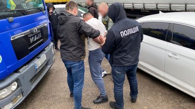 У "Шегинях" прикордонники відмовились від тисячі доларів (ФОТО)