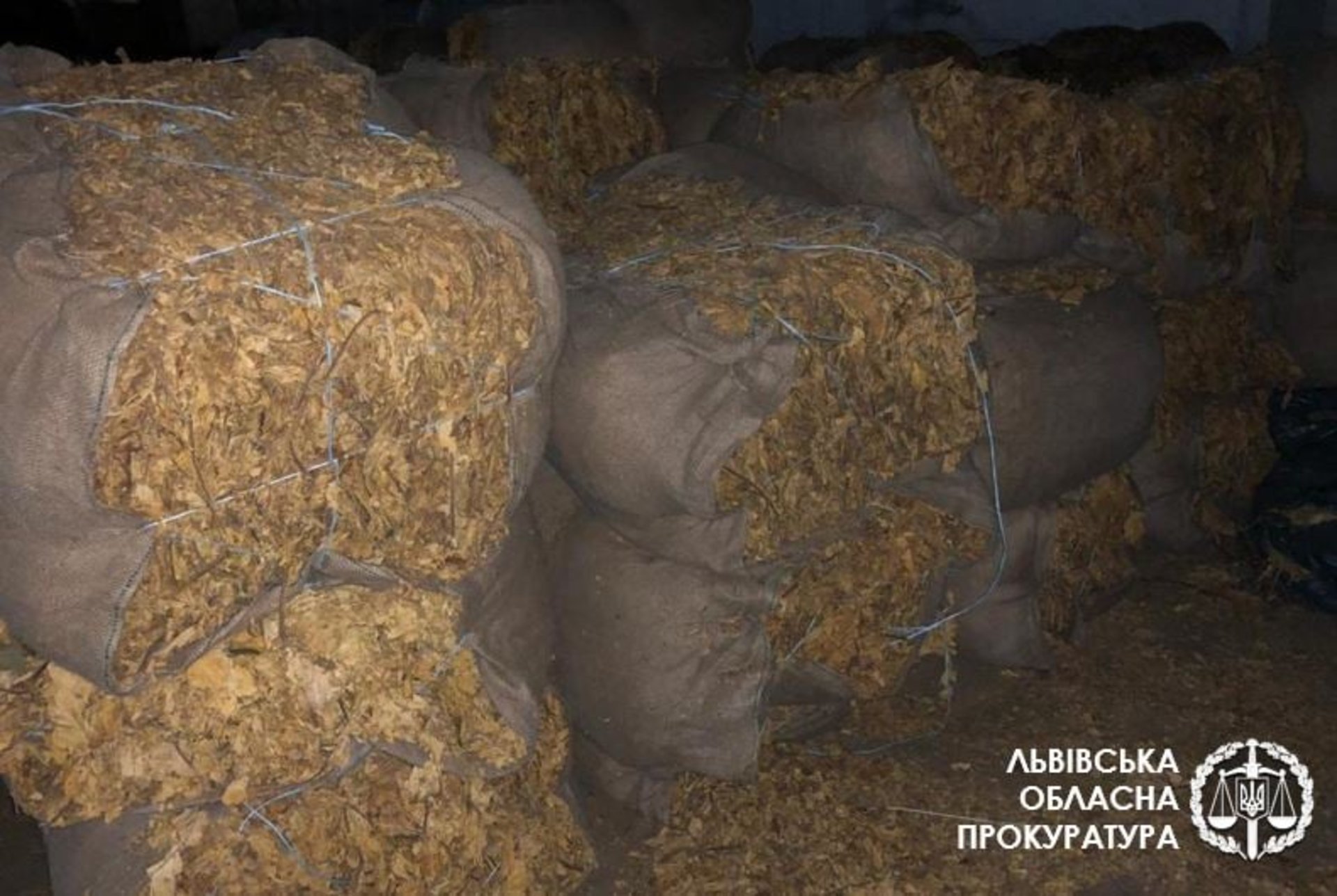 На Львівщині судитимуть організаторів підпільного цеху з виготовлення фальсифікованих тютюнових виробів