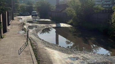 У Львові чиновників просять згадати за свої обовʼязки (ФОТО)