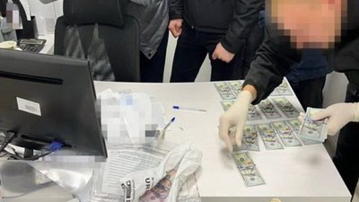У Києві затримали депутата забороненої партії ОПЗЖ, який незаконно переправляв чоловіків призовного віку за кордон