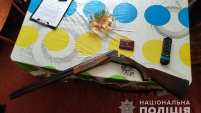 На Львівщині п’яний з мисливської рушниці стріляв у повітря