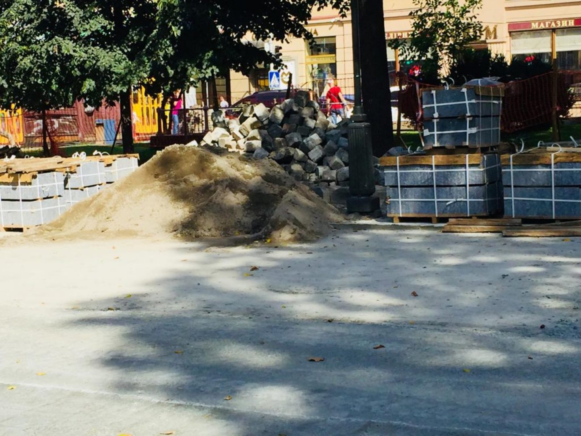 До кінця листопада цього року відремонтують алею на пр. Свободи, фото Кенцало Юра, 4studio