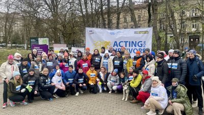 Львів’яни долучилися до забігу в межах міжнародної акції «16 днів активізму проти насильства»