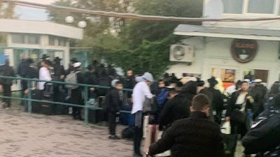 Кордон з Польщею на Львівщині заполонили хасиди
