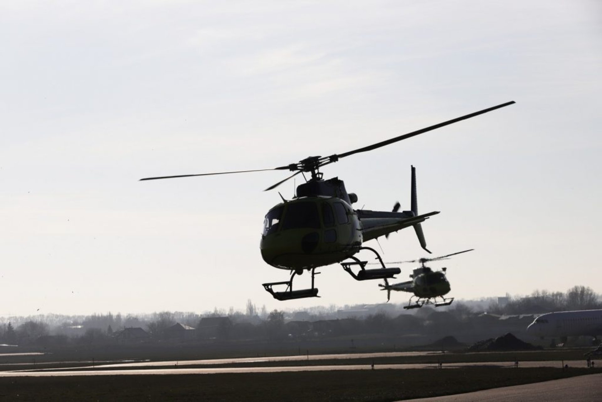 Україна отримала від Франції два гелікоптери Airbus H125. Фото ДПСУ