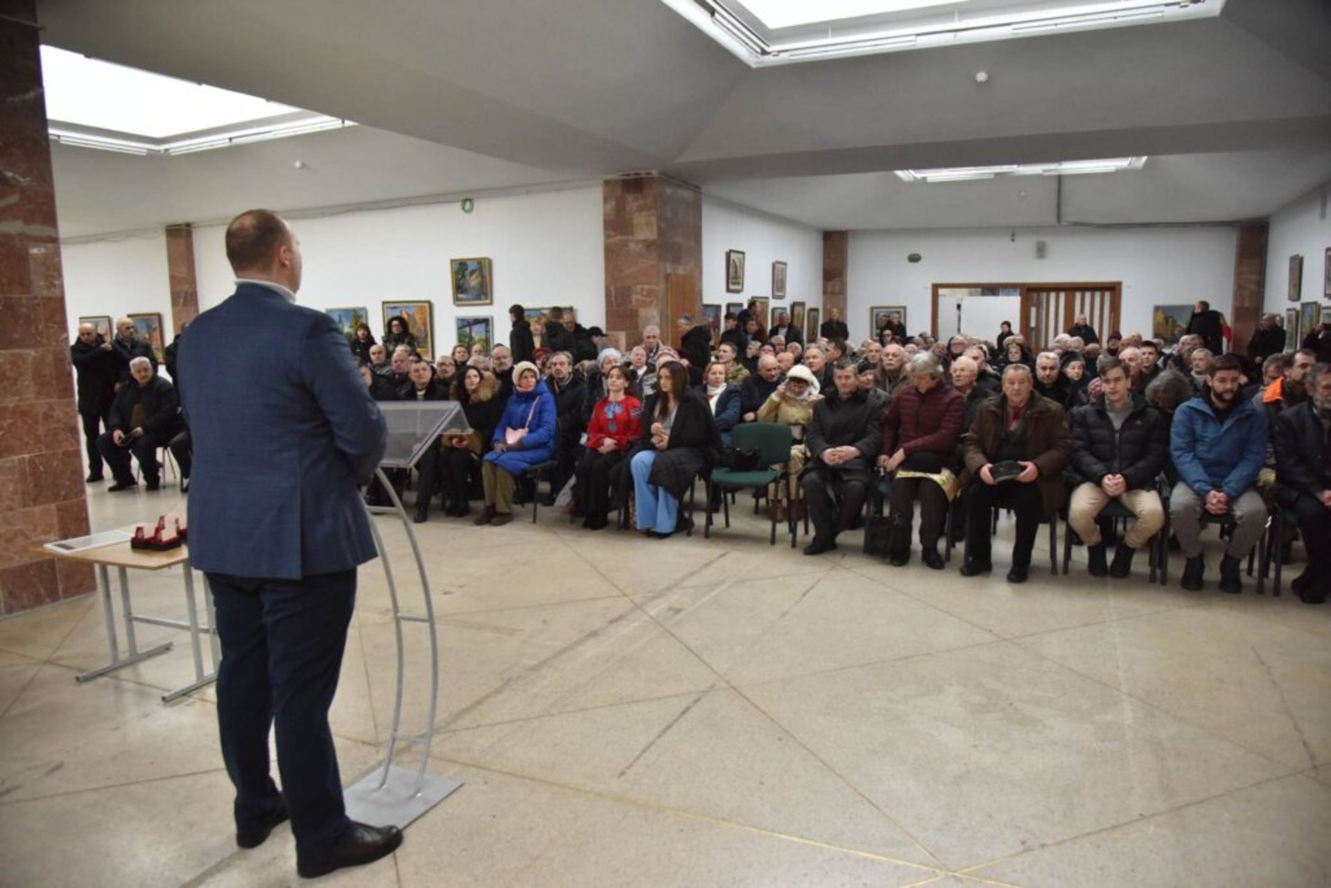 У Львівському палаці мистецтв відбулася урочиста Академія з нагоди 94-ї річниці створення ОУН