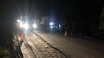 На Львівщині зіткнулись автобус та бус: є постраждалі